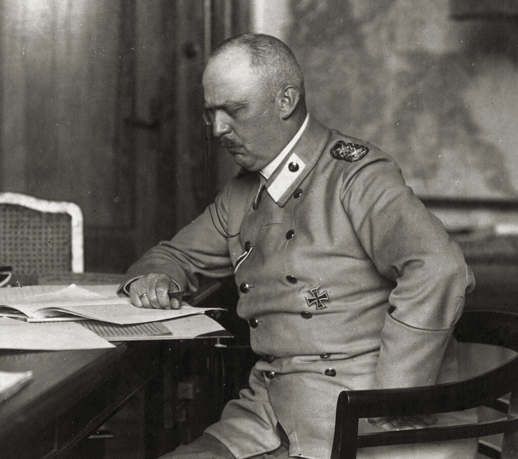 Photo of Erich Ludendorff at desk.