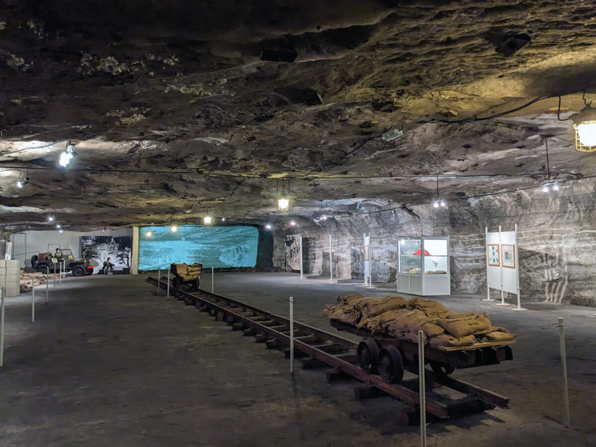 german-salt-mines-exhibit-merkers-ww2