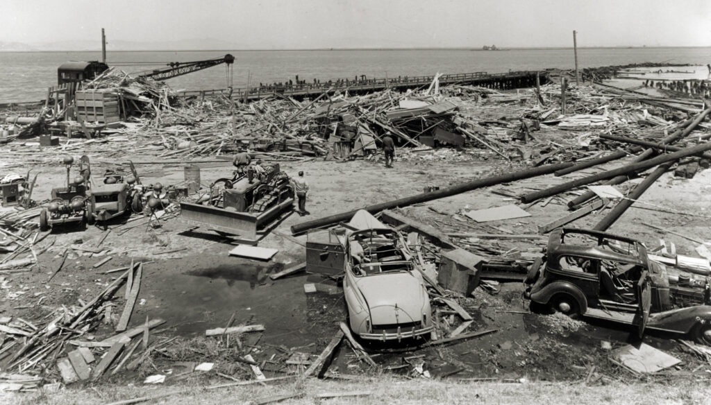 port-chicago-explosion-1944