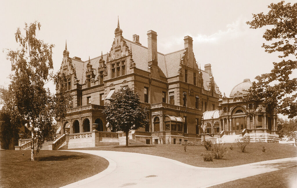 Photo of Pabst Mansion.