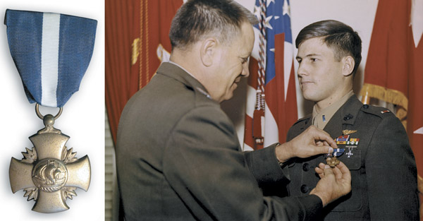 Lt. Karl Marlantes receives the Navy Cross from Lt. Gen. Lewis W. Walt in Washington, D.C. (Courtesy Karl Marlantes).